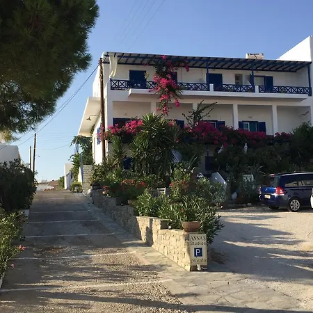 Anna's * Piso Livadi