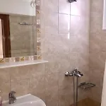 Anna's Piso Livadi